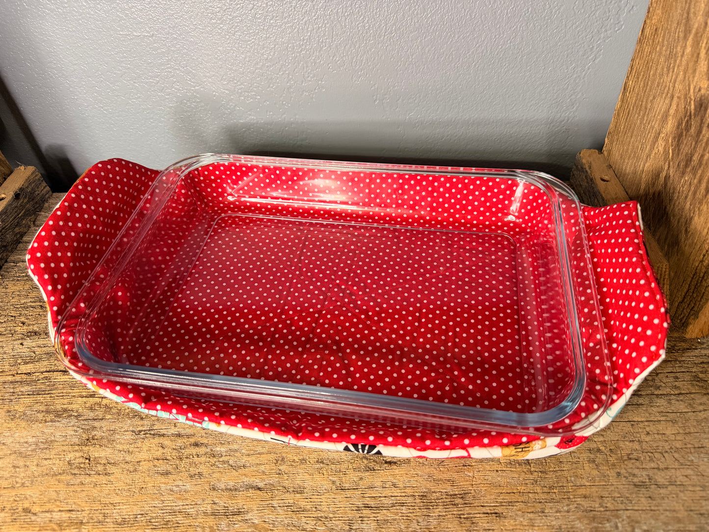 Reversible Casserole Cozie - Farmhouse Polka Dots