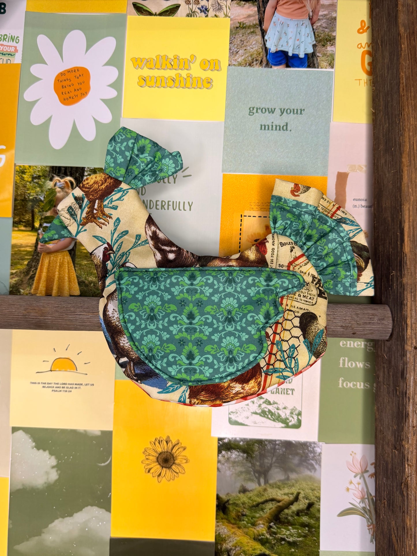 Scrappy Chicken Oven Mitt - Cozy Coop Patchwork
