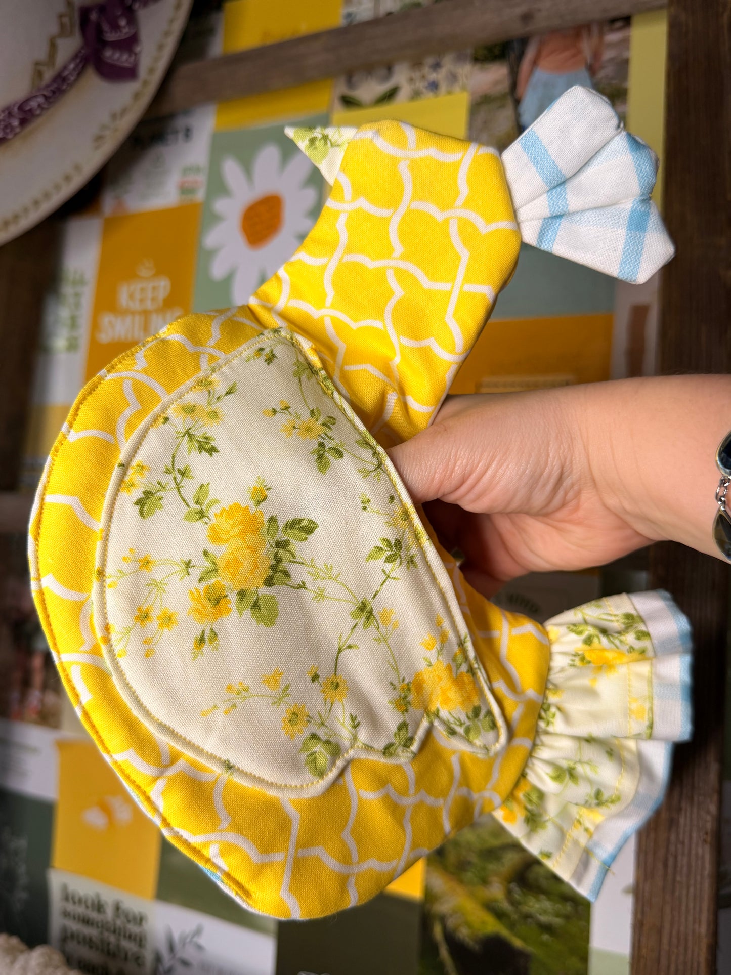 Scrappy Chicken Oven Mitt - Yellow Floral Patchwork