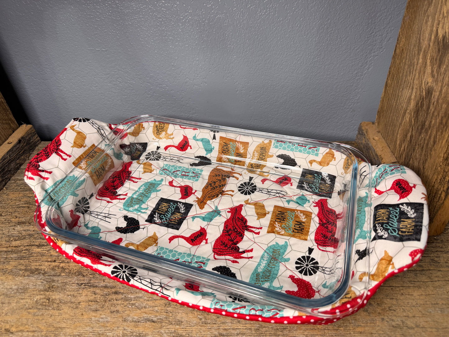 Reversible Casserole Cozie - Farmhouse Polka Dots