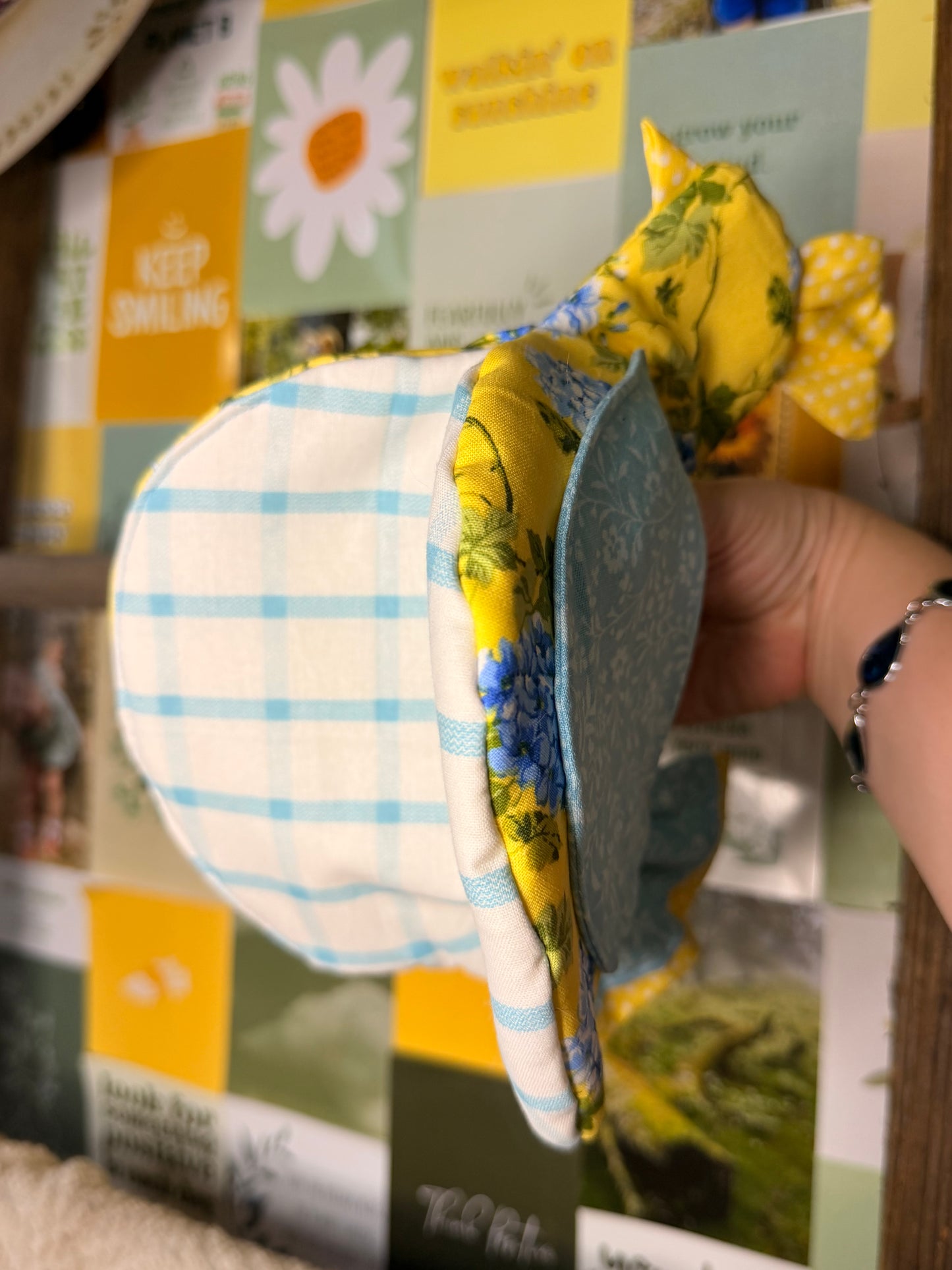 Scrappy Chicken Oven Mitt - Blue Floral Patchwork