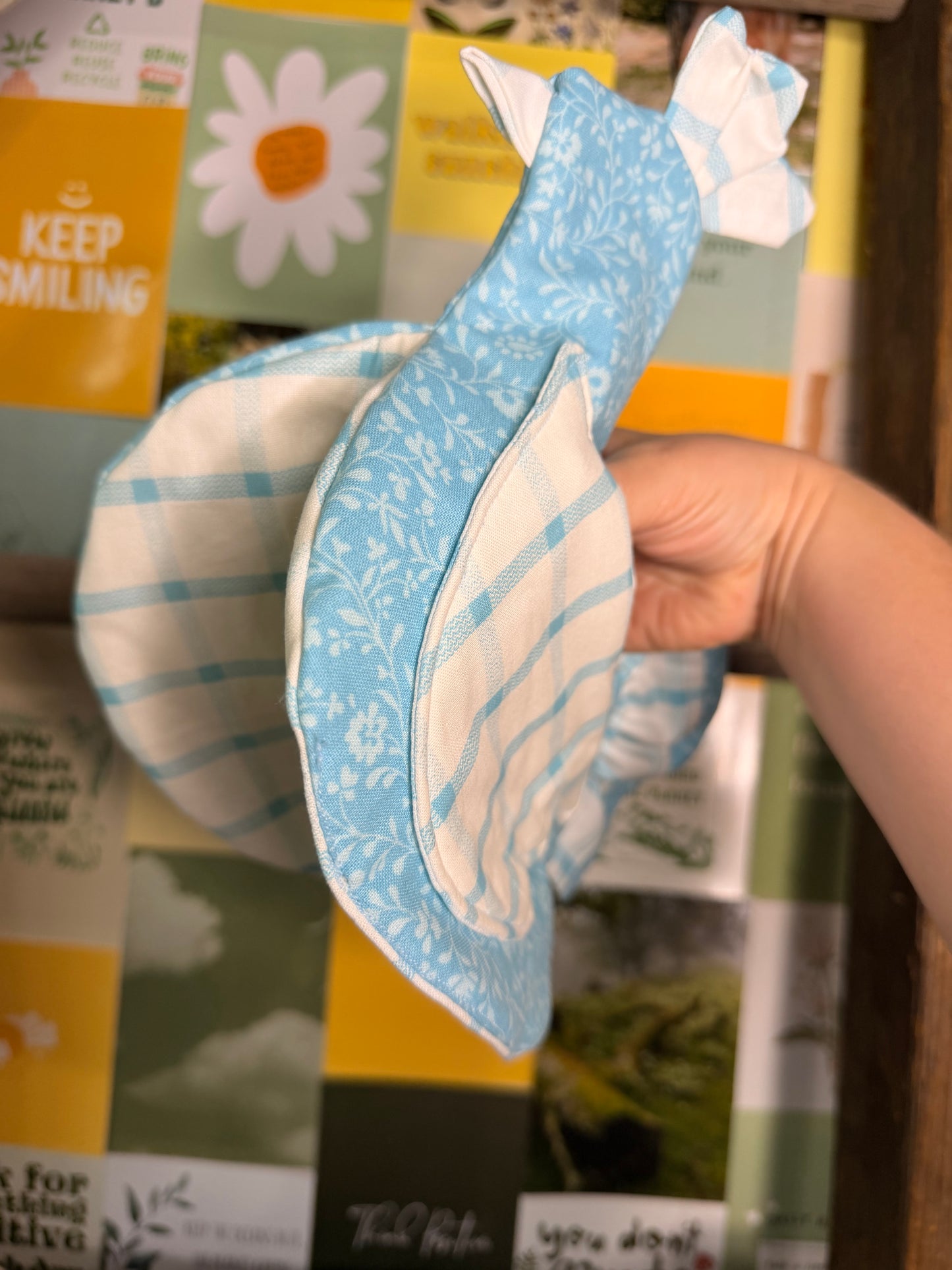 Scrappy Chicken Oven Mitt - Morning Glory