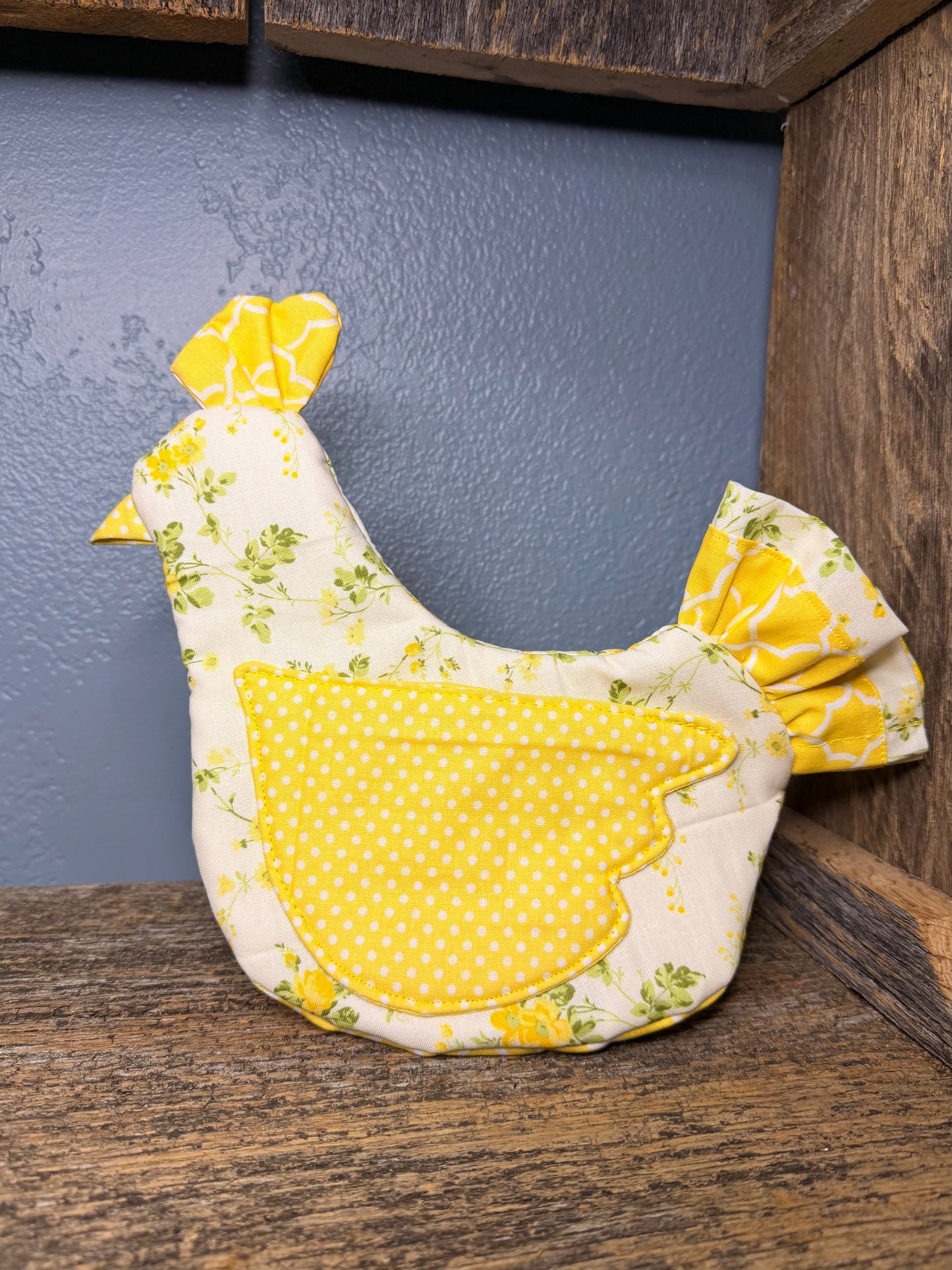 Scrappy Chicken Oven Mitt - Sunshine Meadow